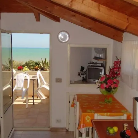 Apartamento Matilde- Kleine Mit Meerblick By Interhome