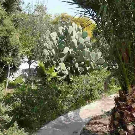 Matilde- Kleine Mit Meerblick By Interhome * Marina di Modica
